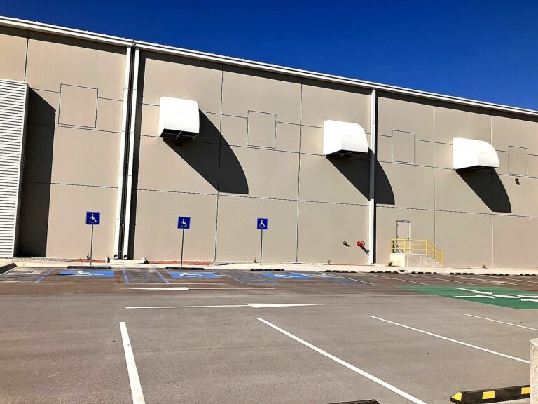 construccion-industrial-fachada-nave-logistica-exterior