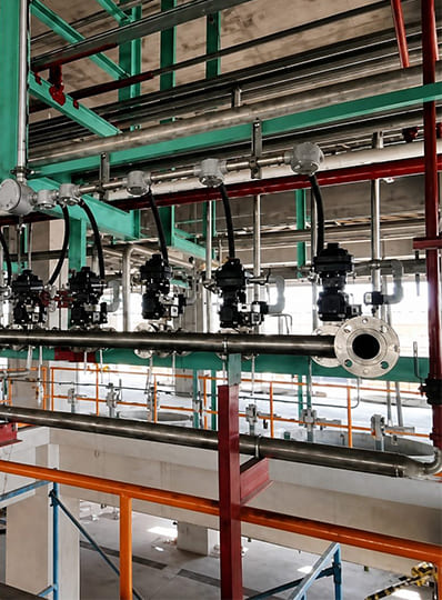 tuberias-industriales-rack-interior-planta-proceso